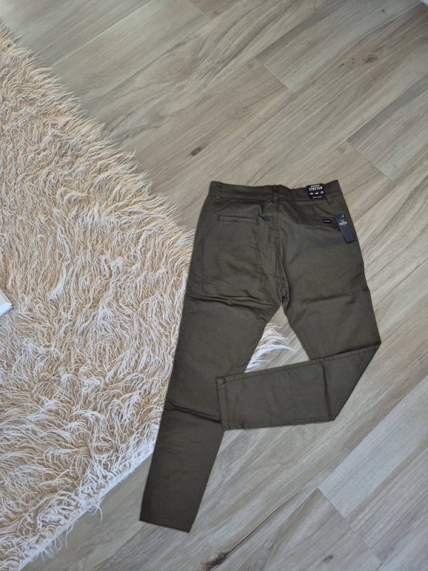 Pantalón Hollister Chino de hombre - Imagen 2